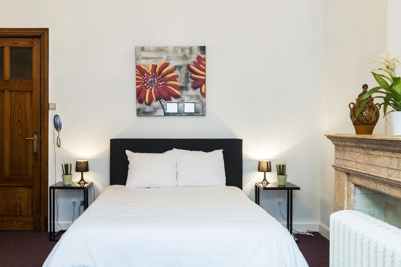Hostellerie Lou Pahou Ronse Εξωτερικό φωτογραφία